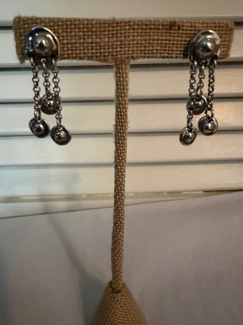 UNO de 50 dangly silver earrings